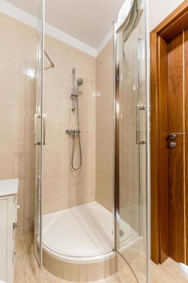 Appartement Aqua Marina Plaza-Basen à Miedzyzdroje Extérieur photo