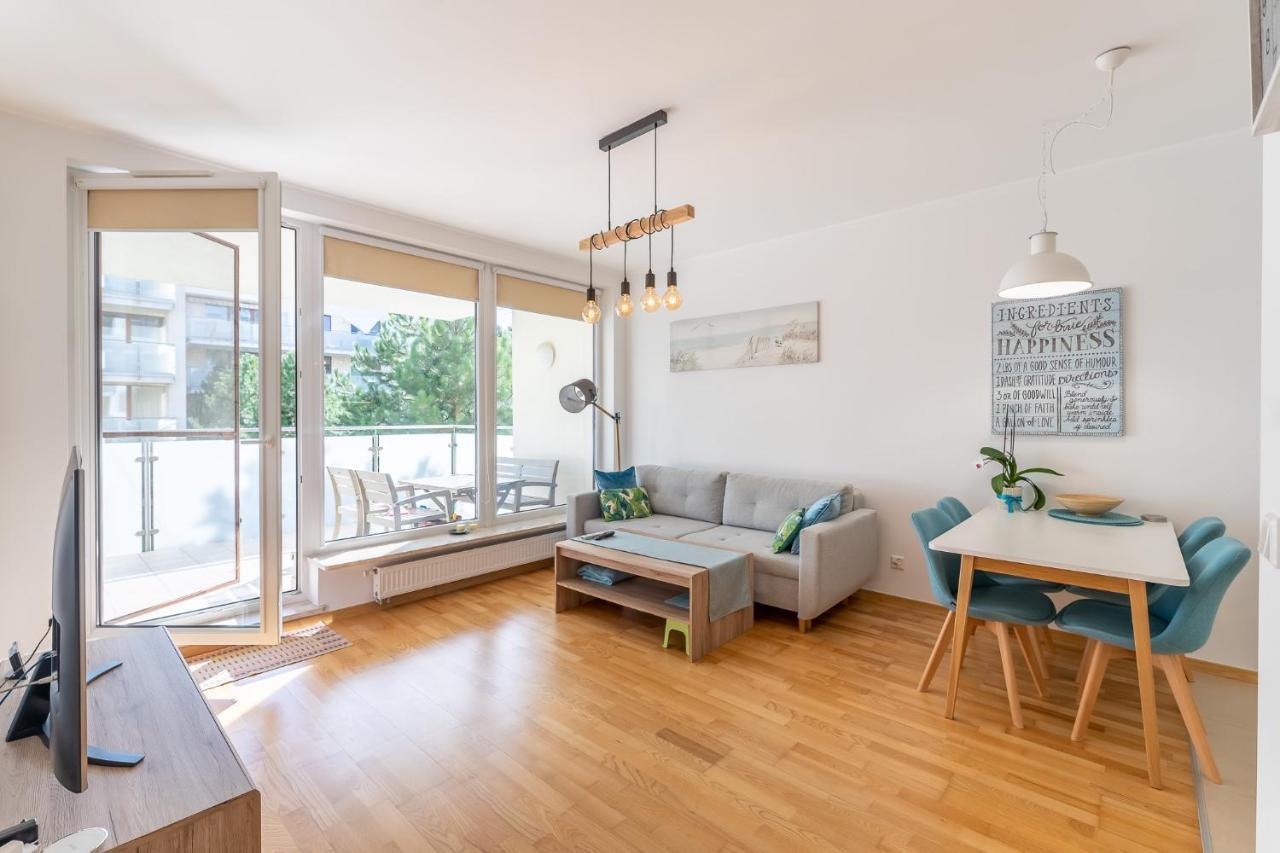 Appartement Aqua Marina Plaza-Basen à Miedzyzdroje Extérieur photo
