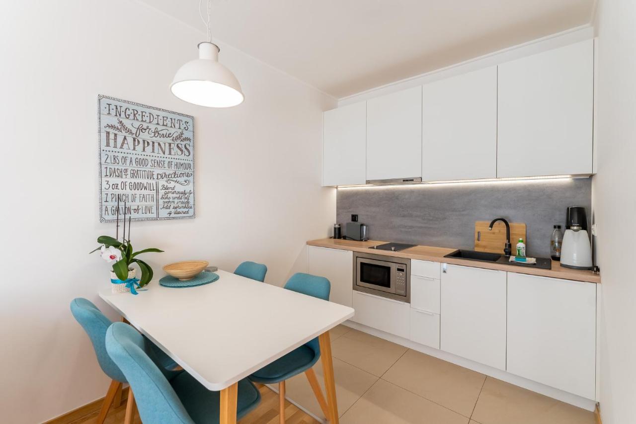 Appartement Aqua Marina Plaza-Basen à Miedzyzdroje Extérieur photo