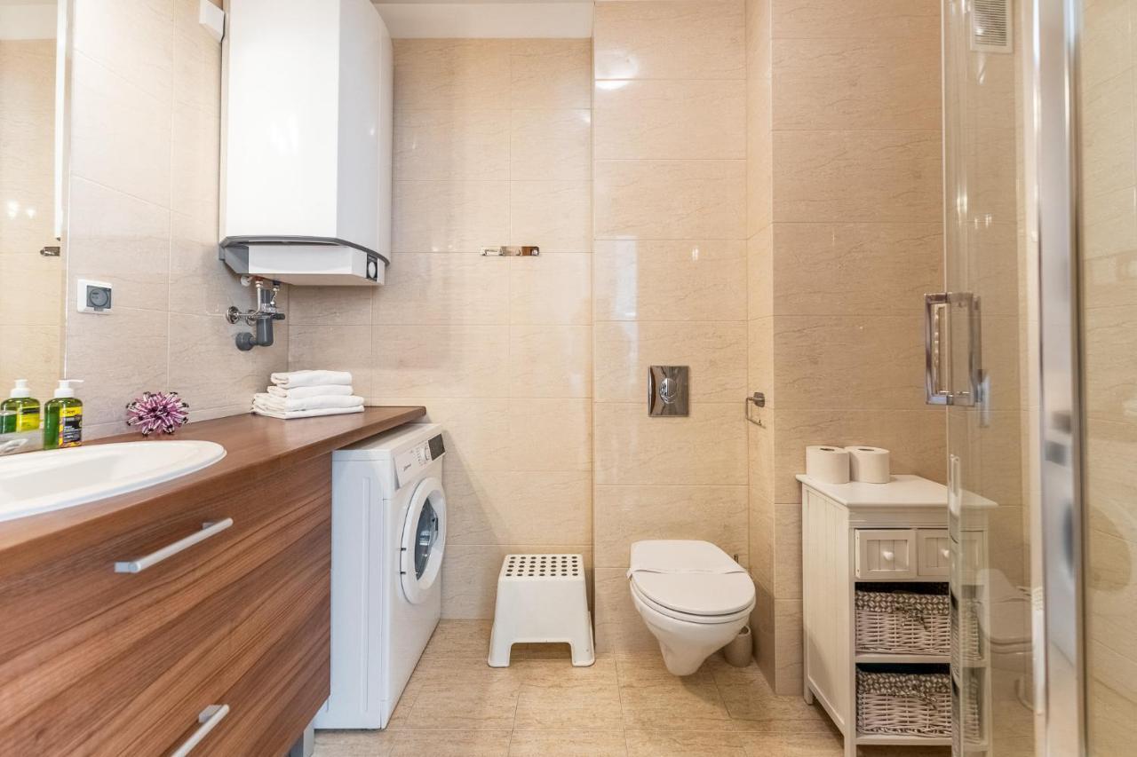 Appartement Aqua Marina Plaza-Basen à Miedzyzdroje Extérieur photo